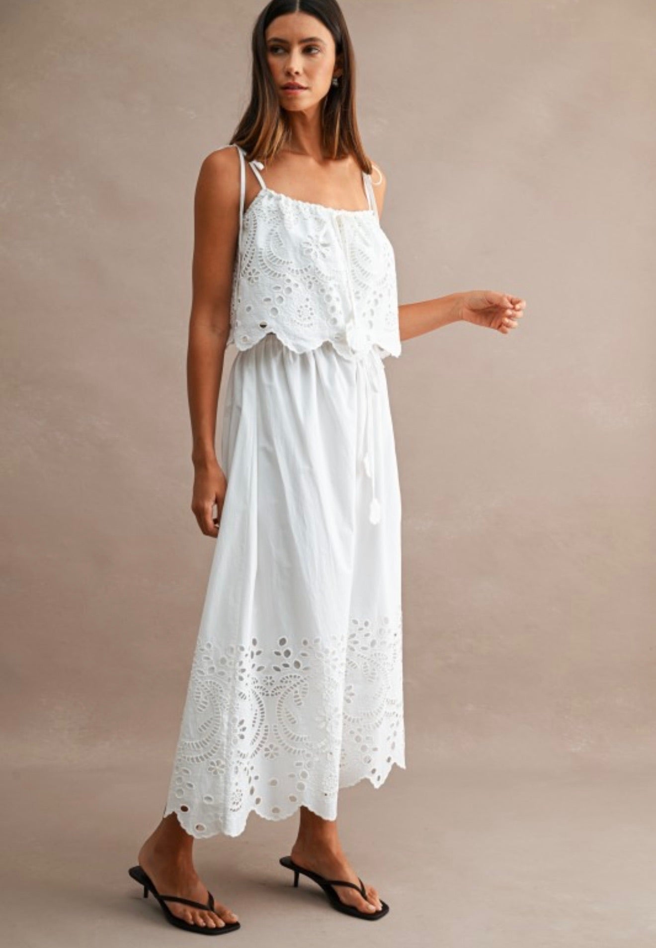 Macy Eyelet Set