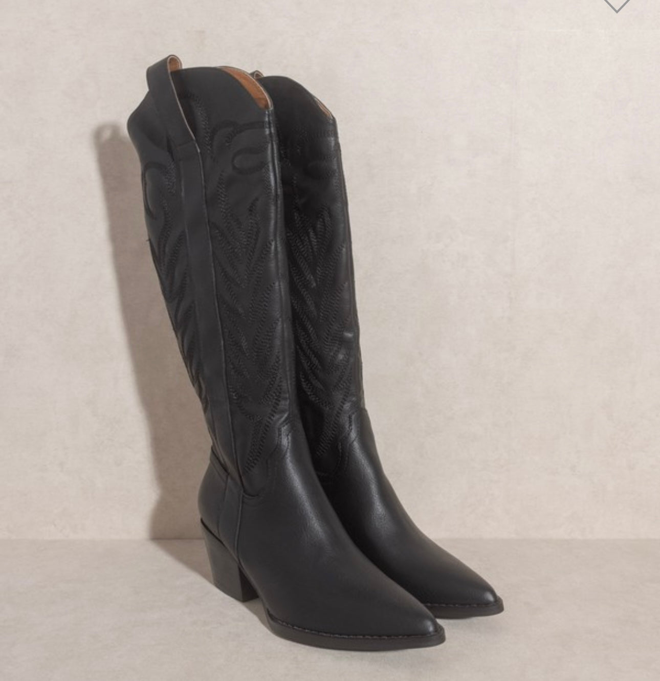 The Samara Boots Accessories
