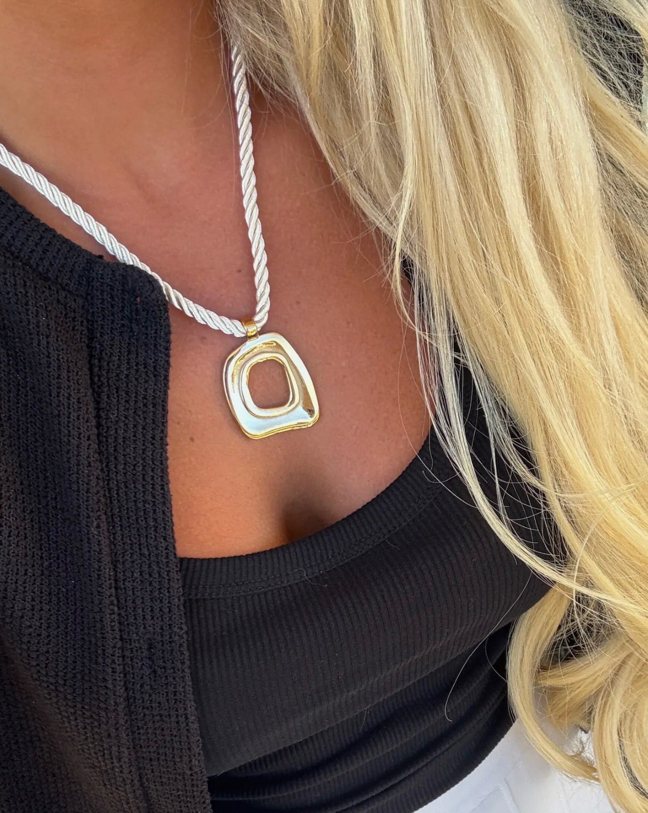Olivia Necklace