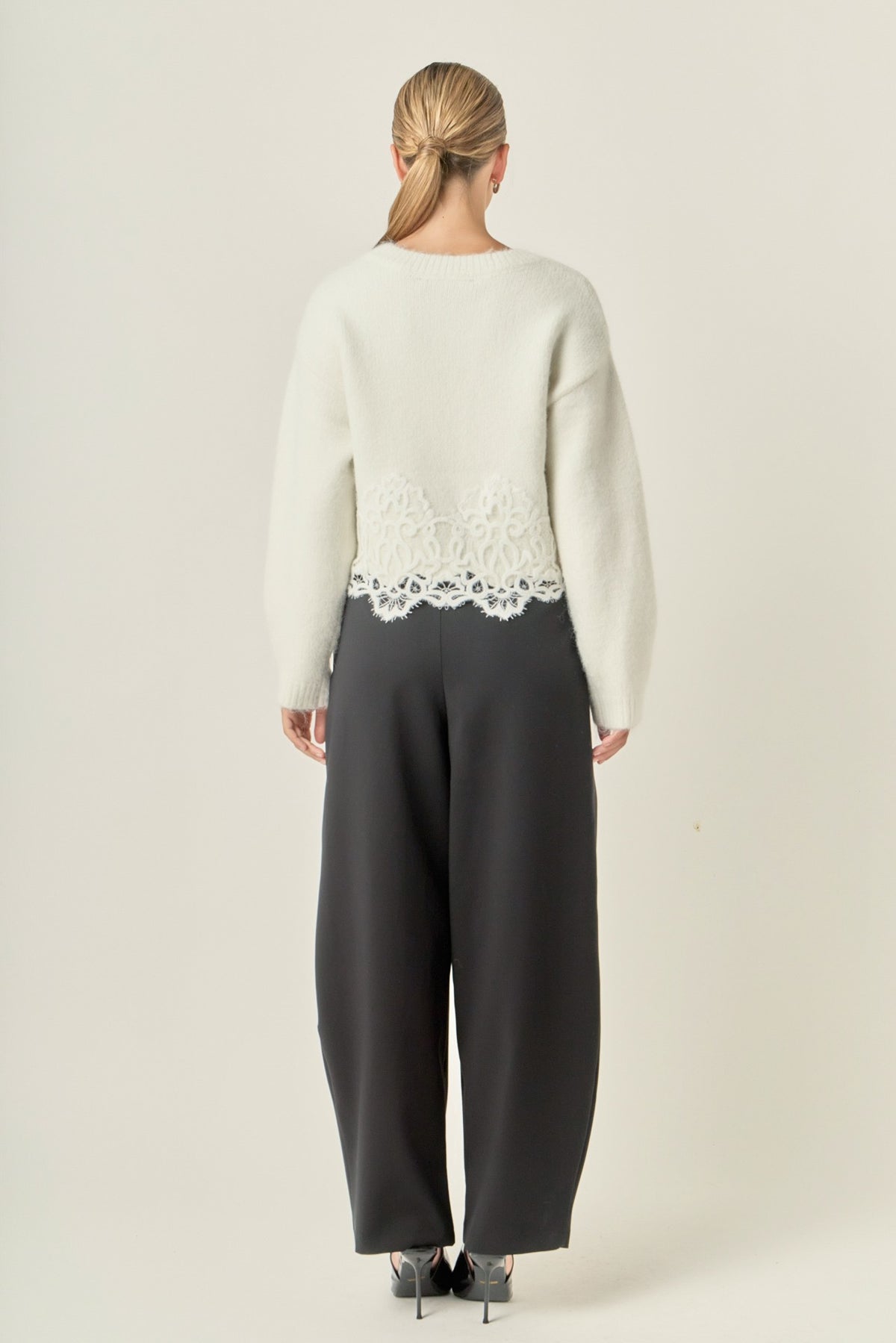 Reace Sweater