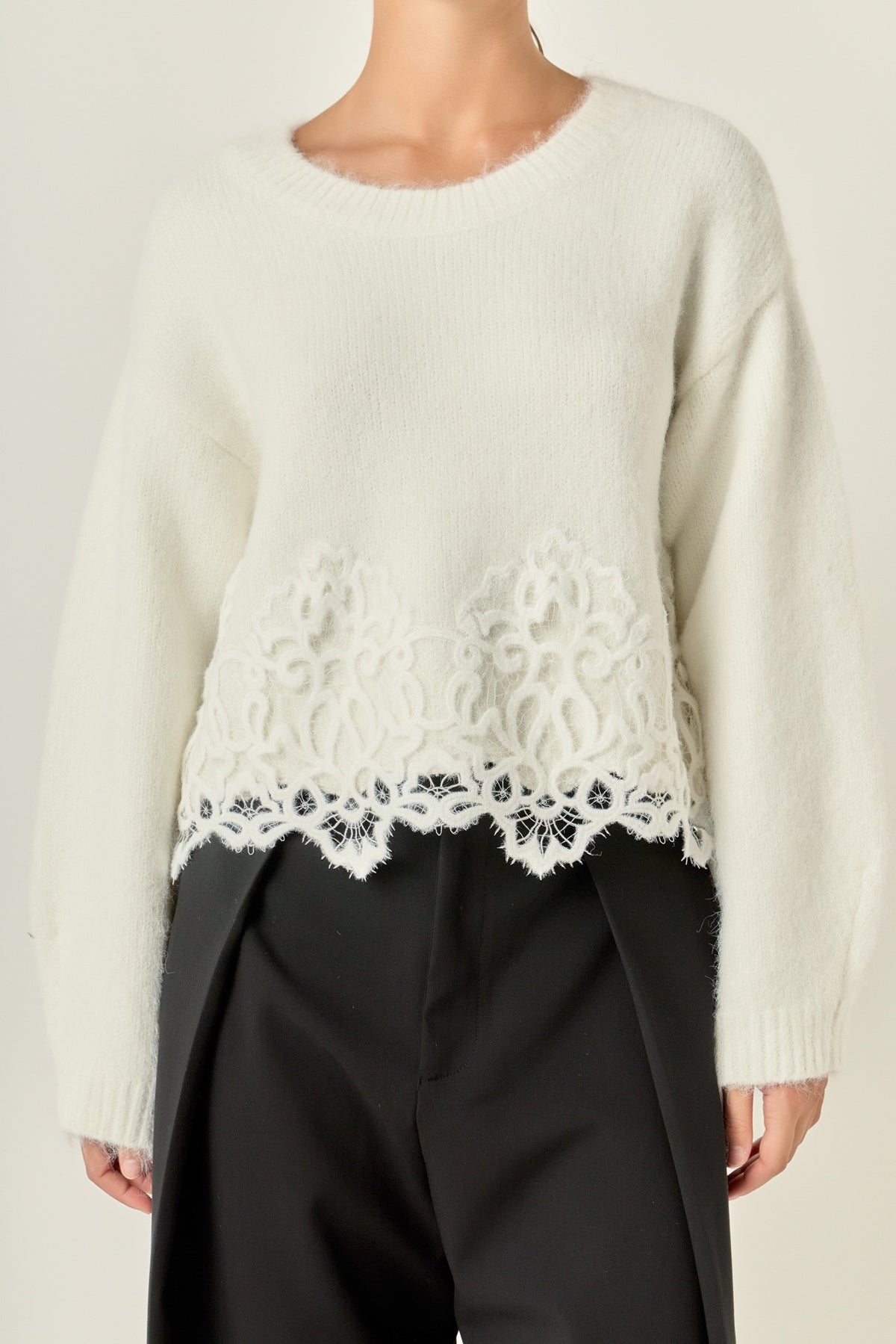 Reace Sweater