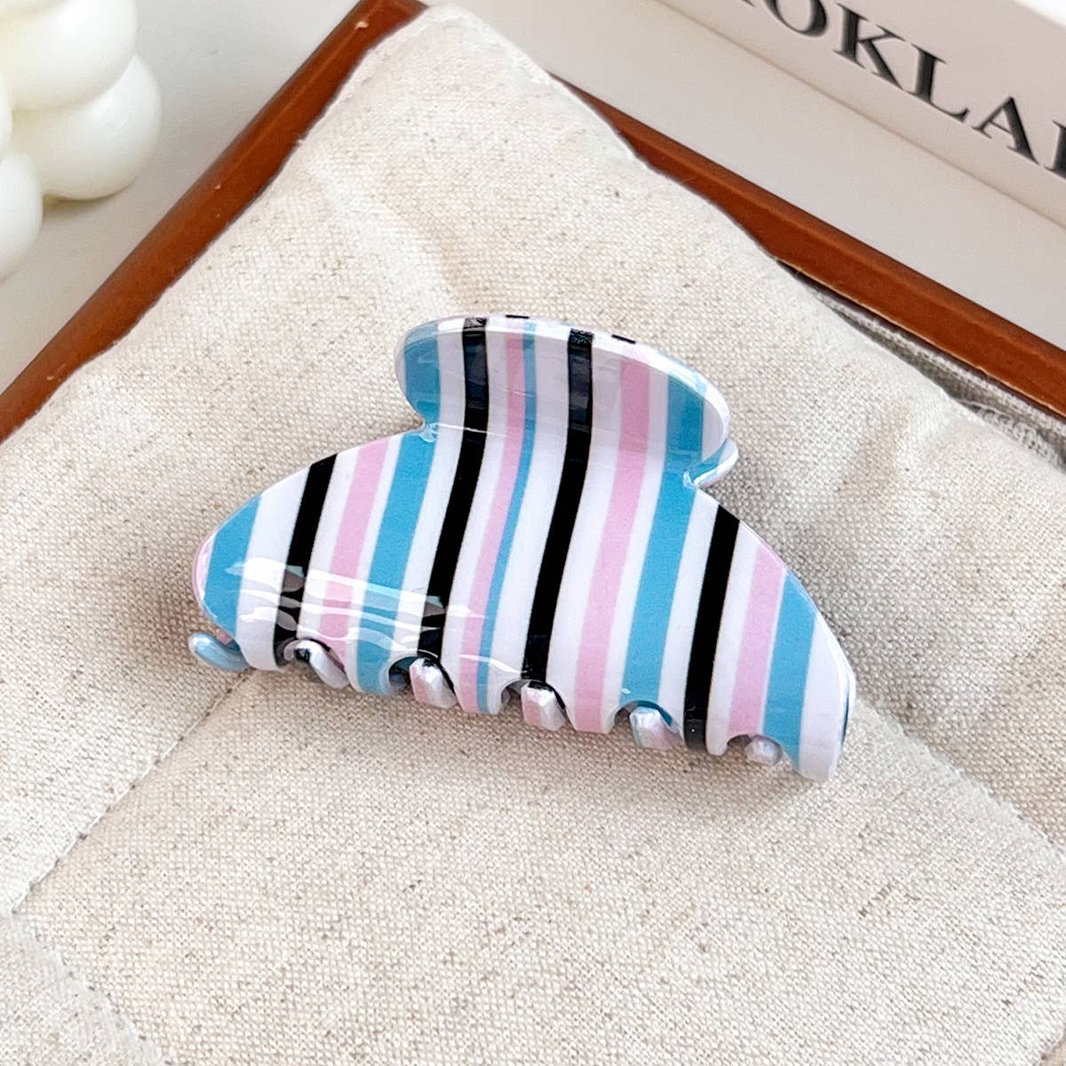 Striped Claw Clip