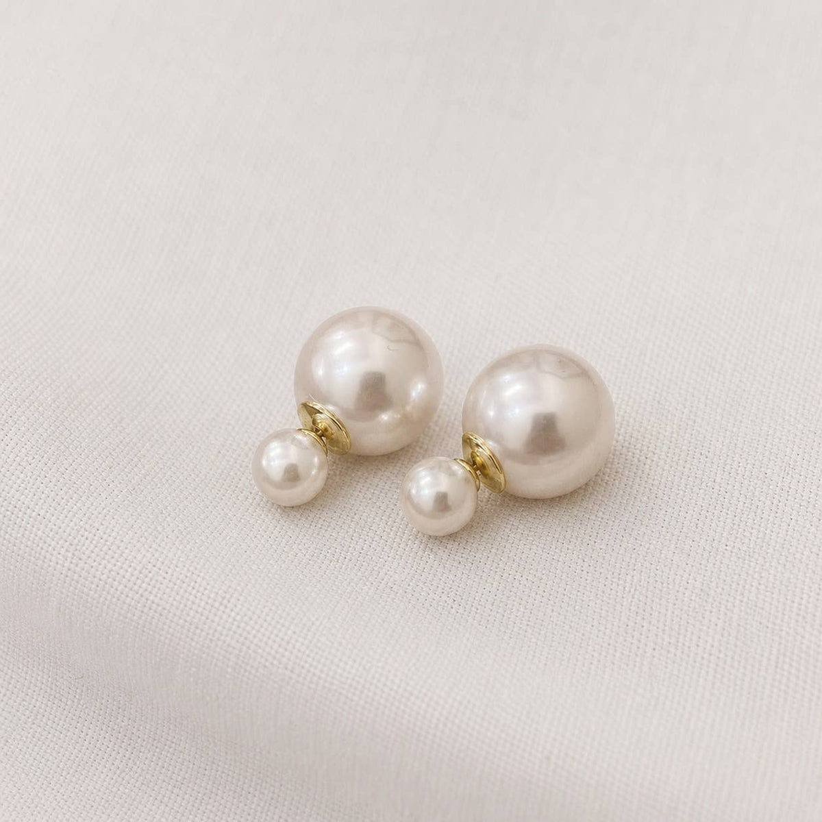 Vanessa Pearl Earrings