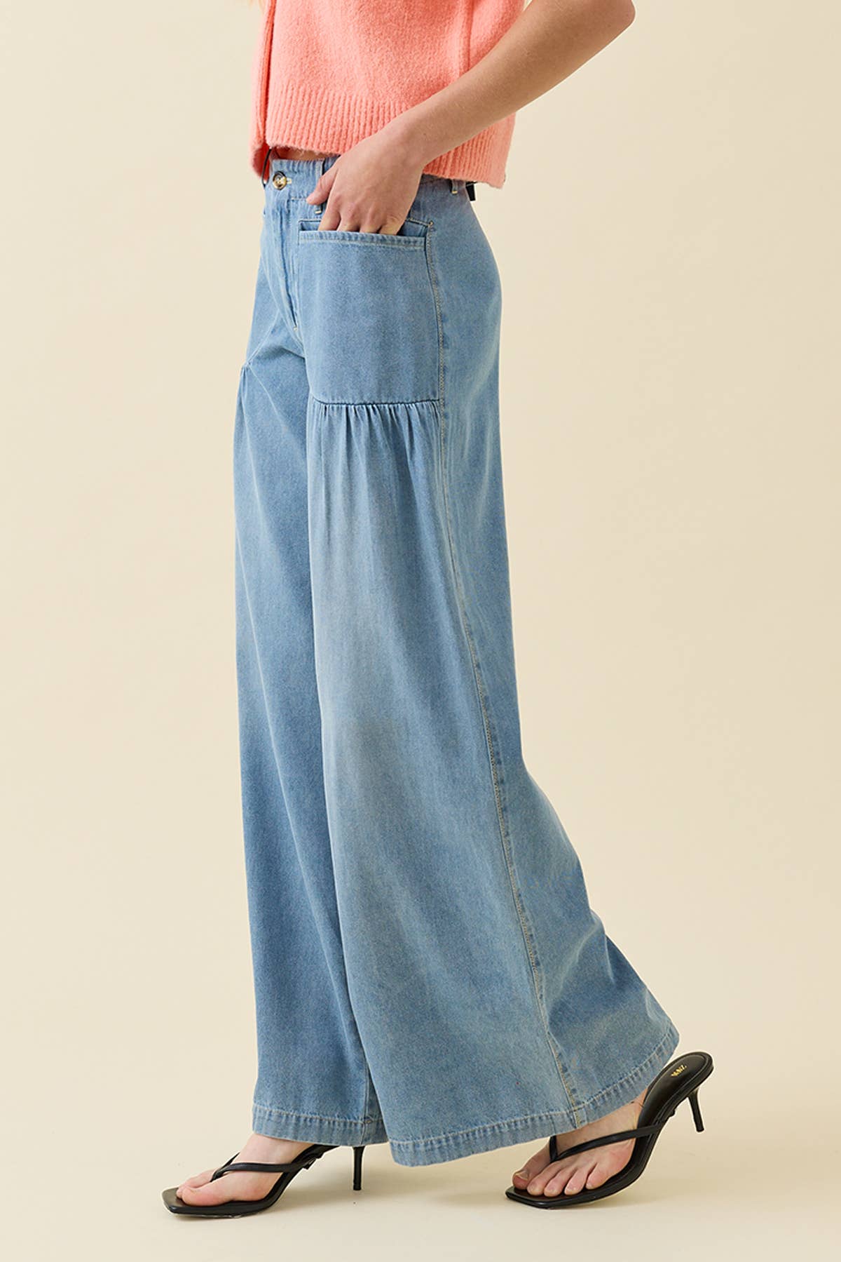 Jennie Relaxed Jeans