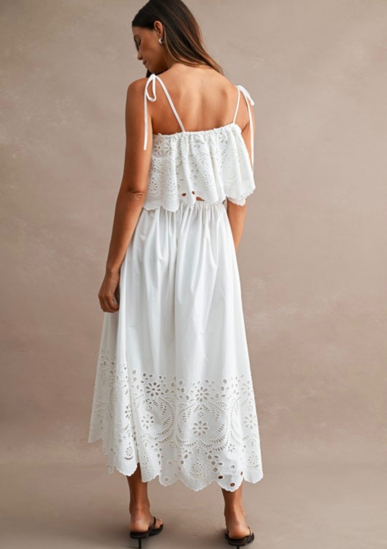 Macy Eyelet Set