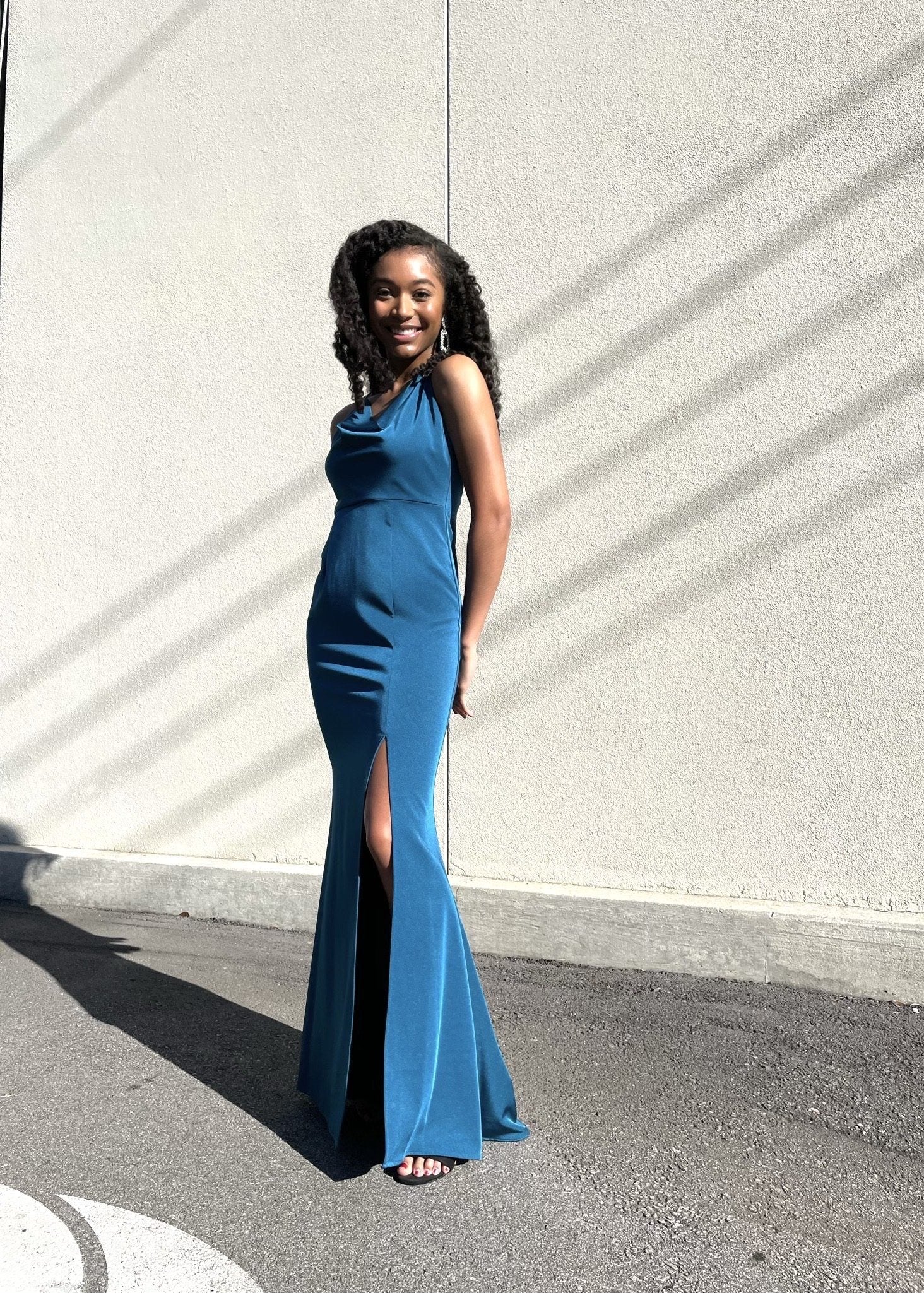 A Lister Gown Dresses 